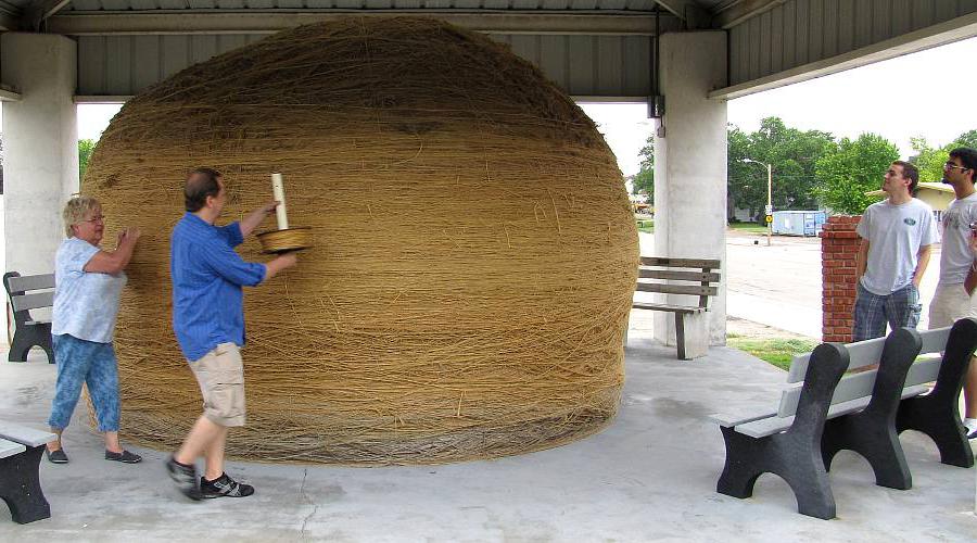 Adding twine to the WOrld's Largest Ball of Twine