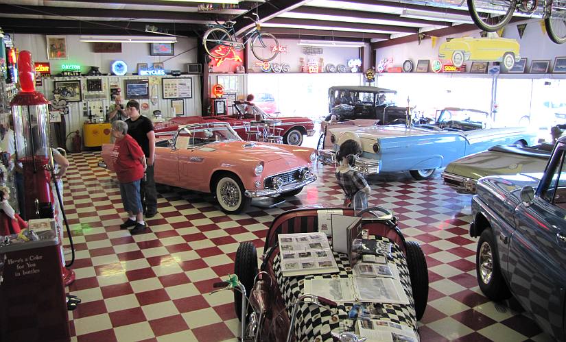 Scotty's Classic Car showroom