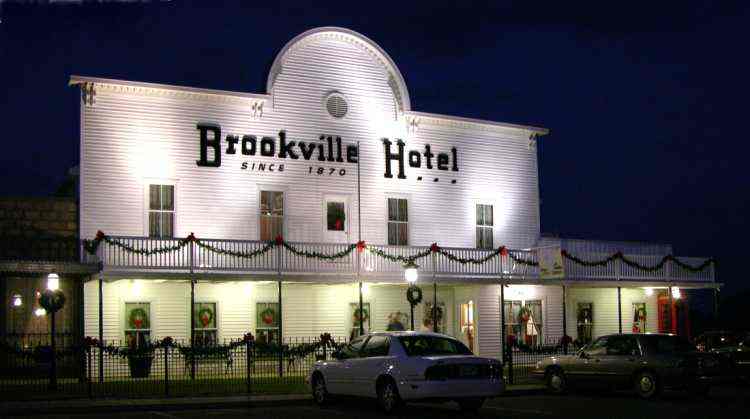 Brookville Hotel at night