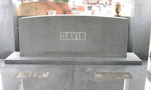 Davis Memorial tombs
