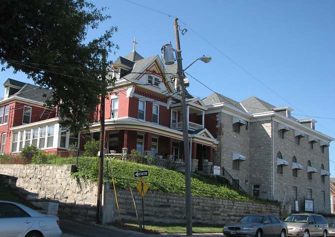 Hamilton Beach Crock Pot - Strawberry Hill Museum and Cultural Center