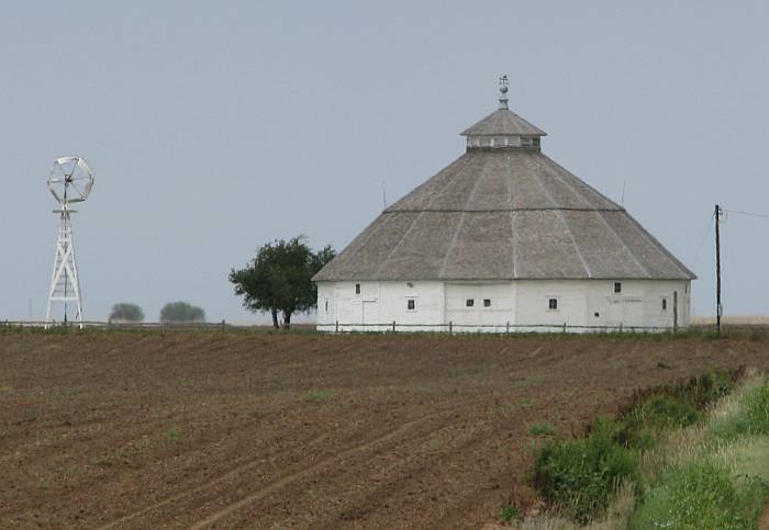 Fromme-Birney Round Barn and windmill