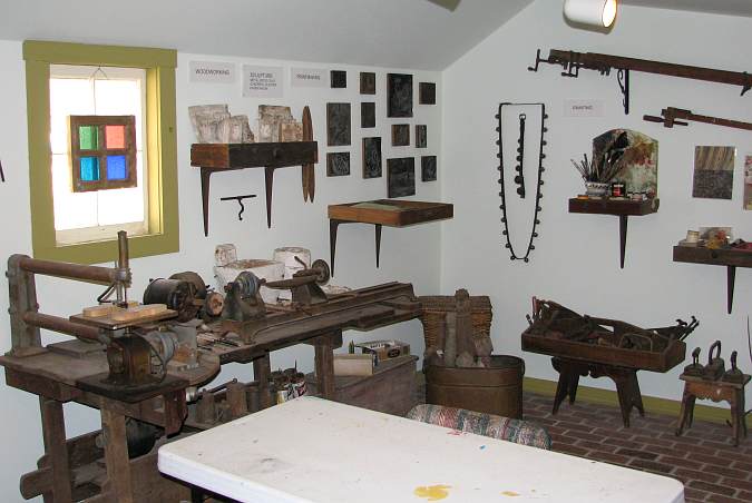 Lester Raymer's work bench - Red Barn Studio Museum