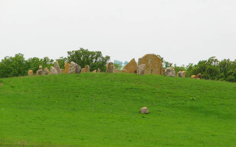 Prairiehenge, rock henge standing stones