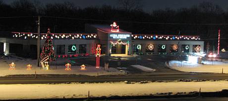 Vince & Associates Holiday Lights - Overland Park, Kansas