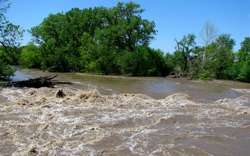 Cottonwood Falls in spring flood stage
