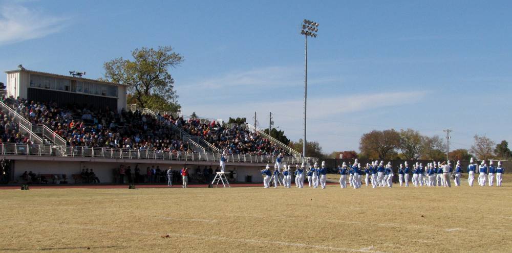 Neodesha Bluestreak Marching Band - Neewollah