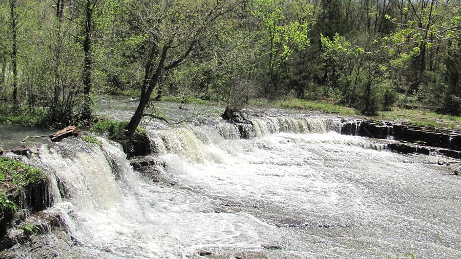 Rock Creek Lake middle waterfall