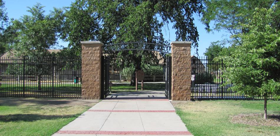 Wright Park Zoo entrance