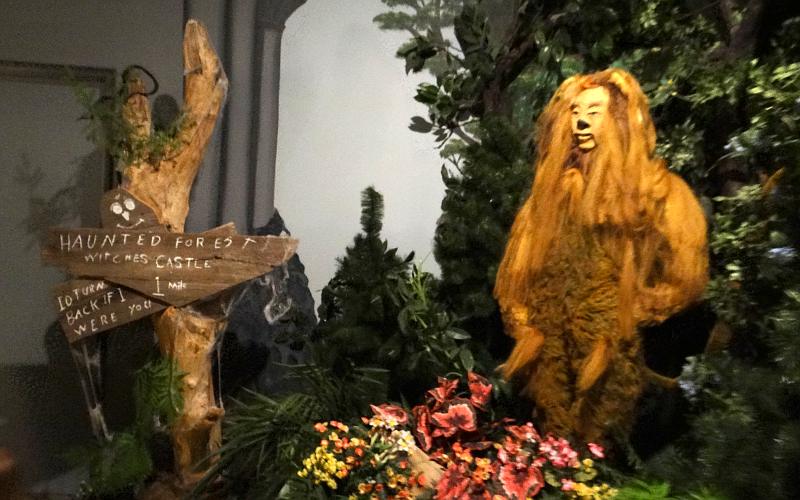 Cowardly Lion in the Land of Oz - Liberal, Kansas