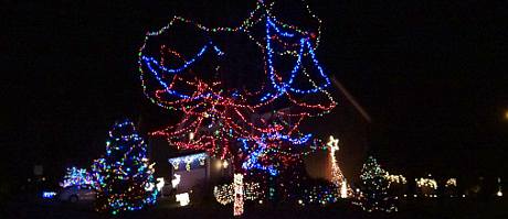 Slater Street Christmas Display - Overland Park, Kansas