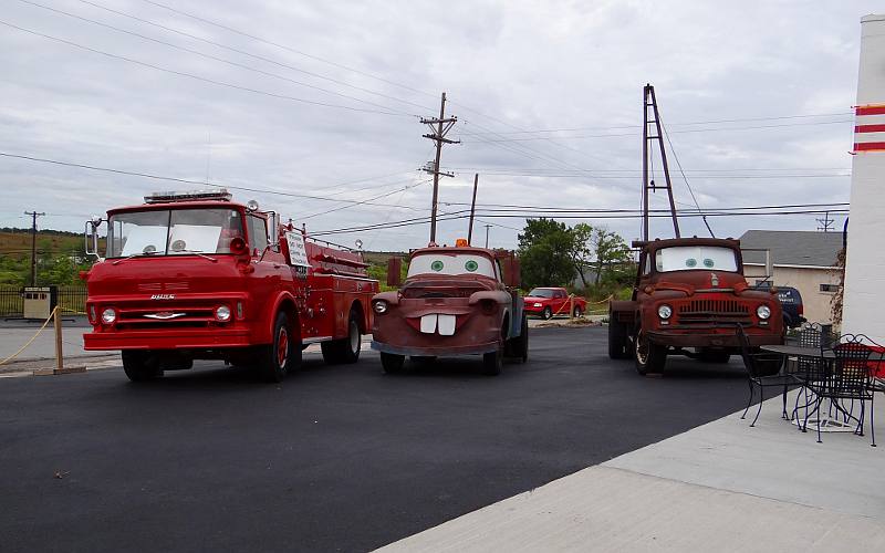 Cars 3' Lightning McQueen replica tours through Calgary