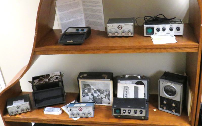 Display of electronic piano tuning machines