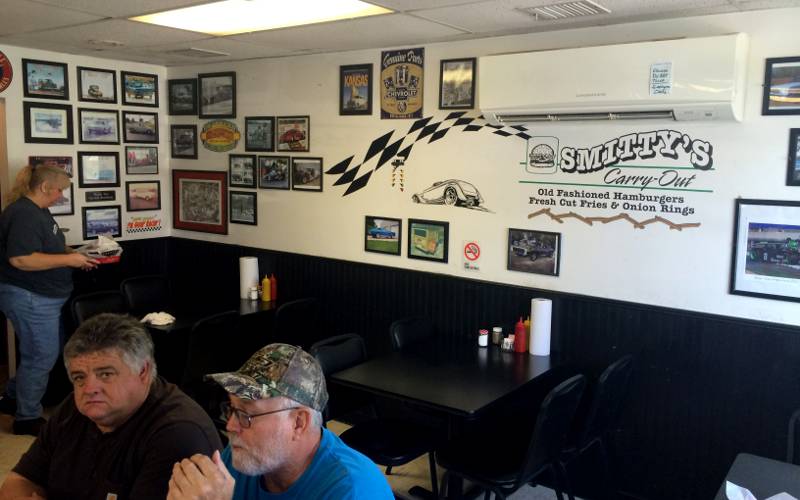 Smitty's Carry Out dinning room
