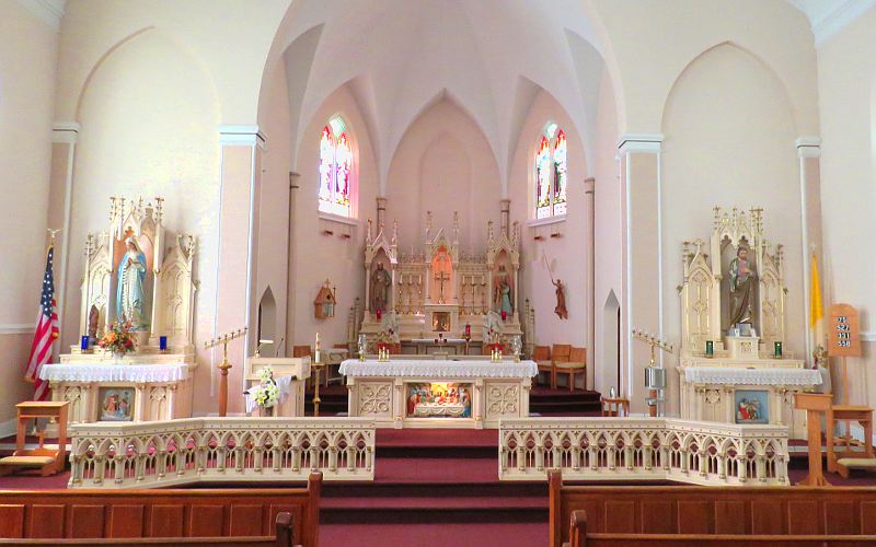 Altars at Immaculate Conception Catholic Church