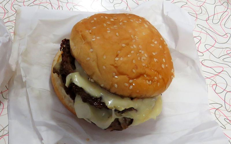 Cheeseburger at Jiffy Burger