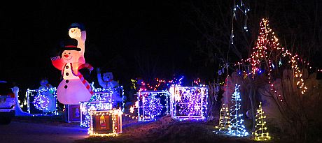 Clark Family Christmas light and music program - Shawnee, Kansas