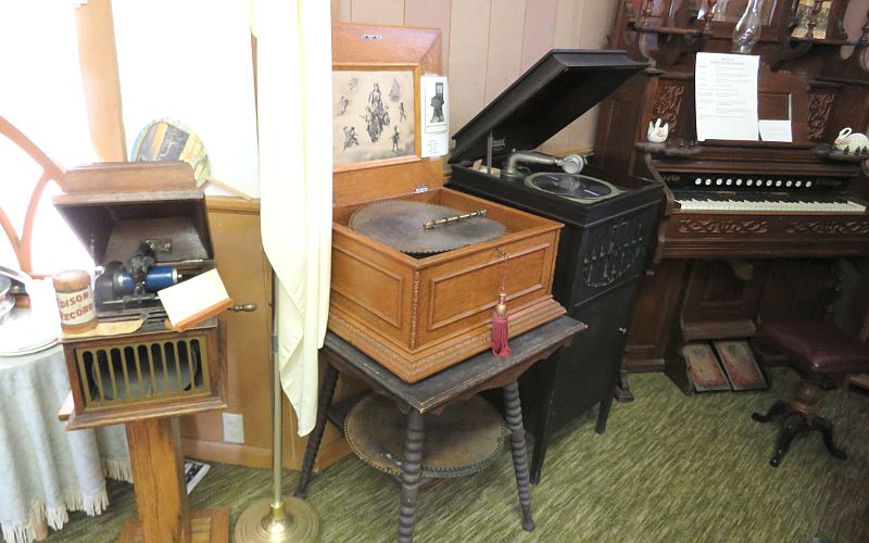 Edison Wax Cylinder Phonograph - Hope Communuty Historical Museum