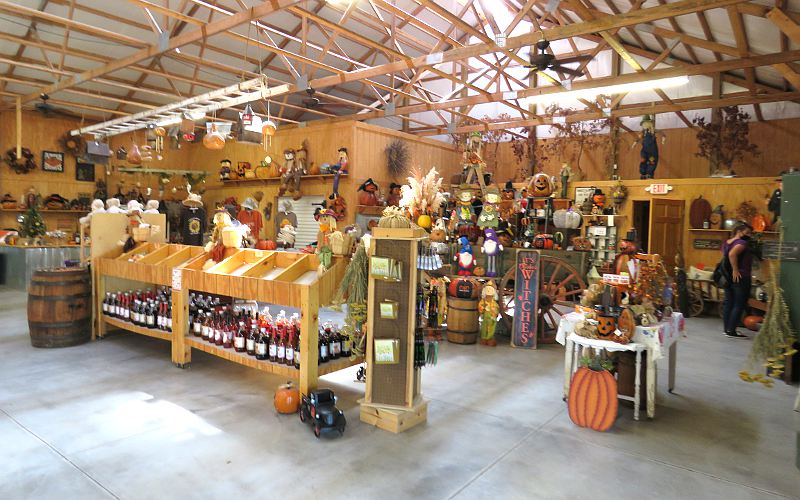 gift shop at Walters Pumpkin Patch