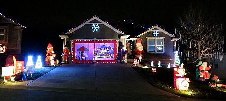 Allen Christmas Display - Bonner Springs, Kansas