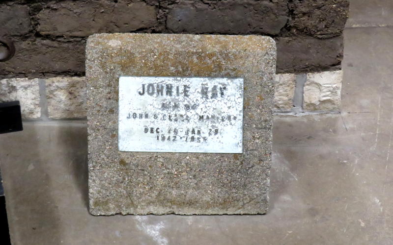 Johnie Kay Martens gravestone