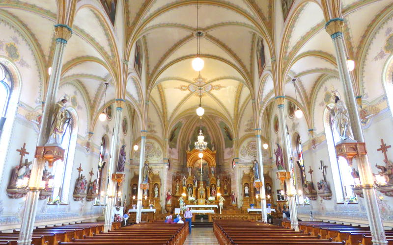 Saint Mary's Catholic Church sanctuary