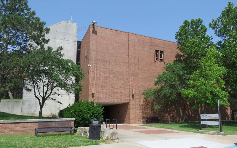 ?Visser Hall - Emporia State University