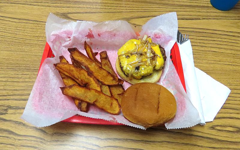Cheeseburger and home fries at Miracle Cafe