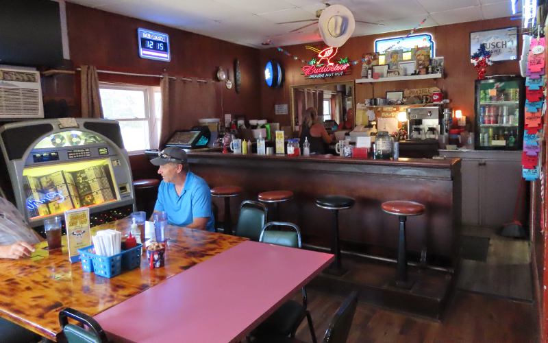 Prairie Nut Hut dining room