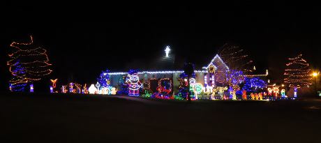 Strom Christmas Display - Olathe, Kansas