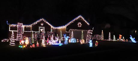 Curtis Family Christmas Light Display - Overland Park, Kansas