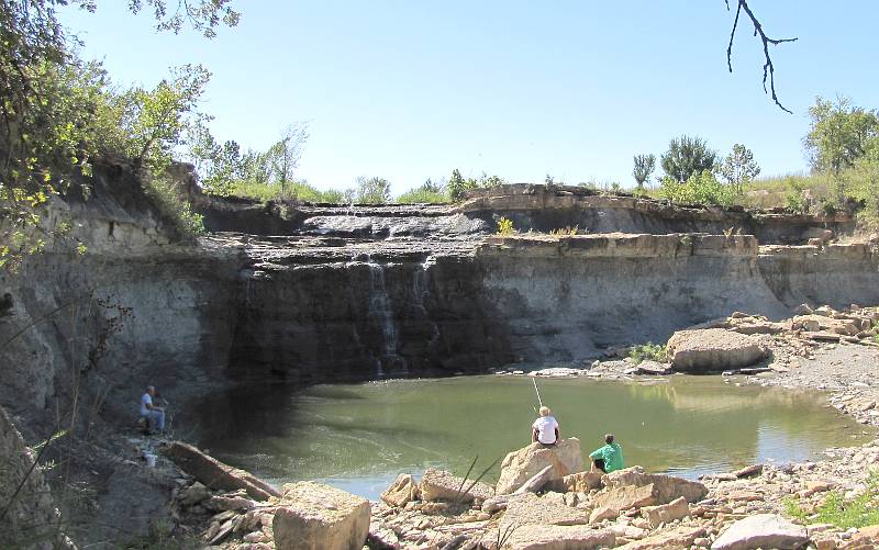 Eureka City Lake Falls