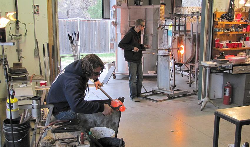 Glass blowers at Karg Art Class