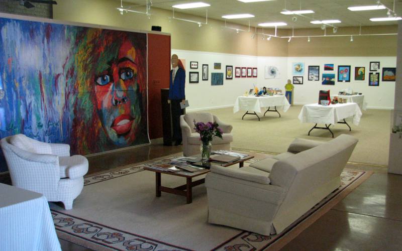 Hutchinson Art Center galleries