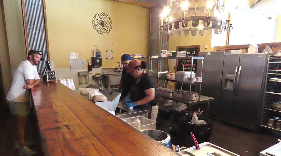 Chef J BBQ Counter - Kansas City, Missouri