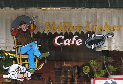 Skillet Licker Cafe