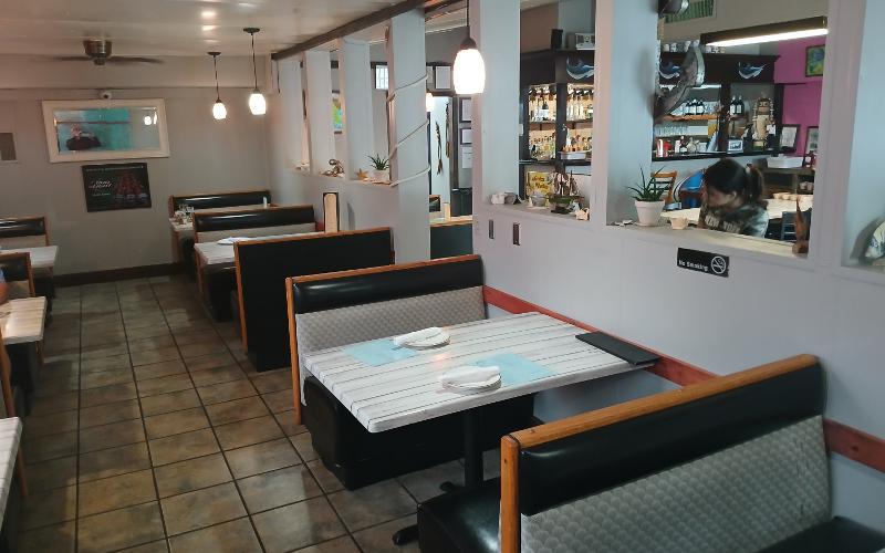 Jarocho Pescados Y Mariscos dining room