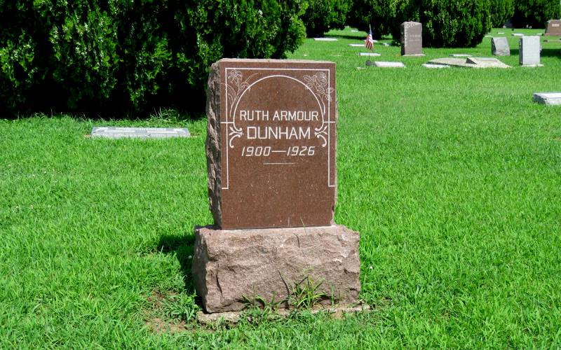 Ruth Armour Dunham grave - El Dorado, Kansas