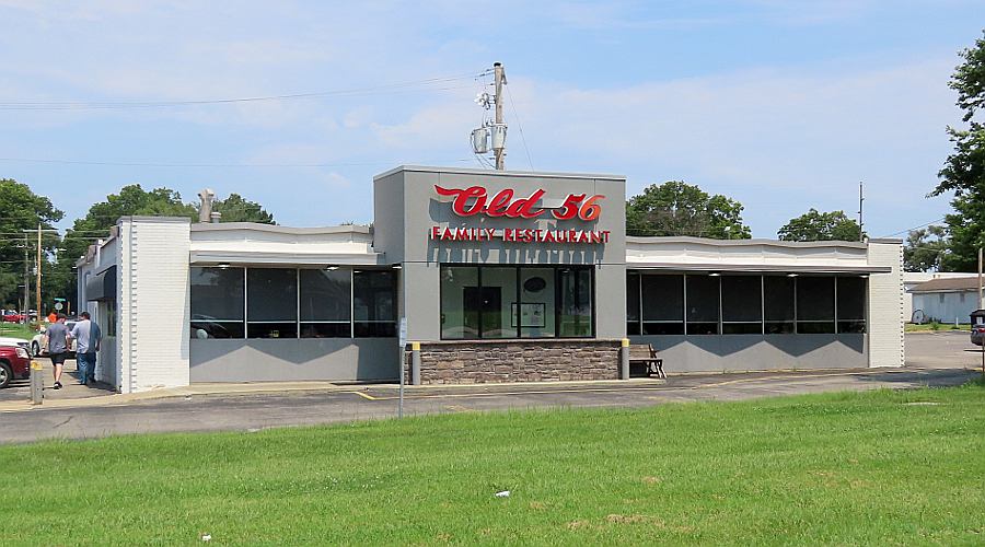Old 56 Family Restaurant dining room