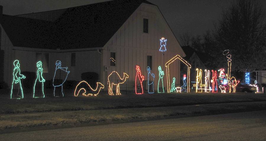 llighted nativity display