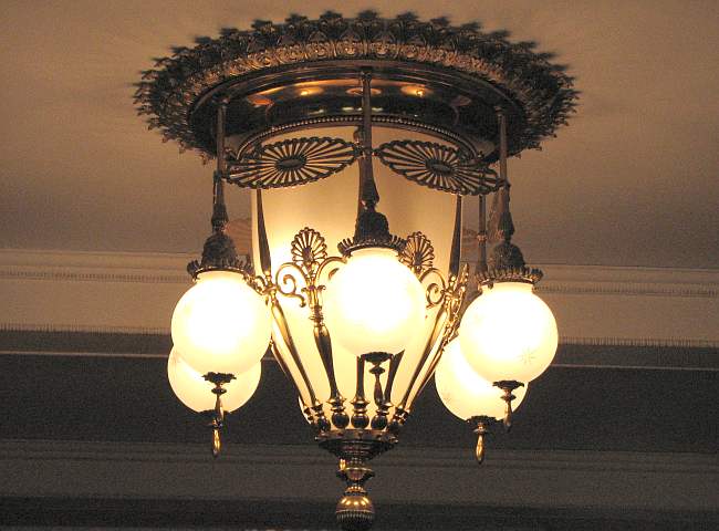 Edison light fixture in Seelye Mansion