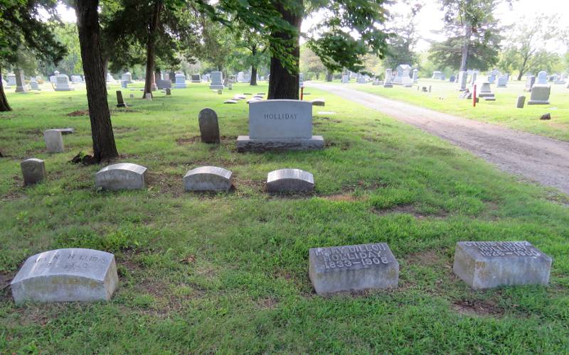 Cyrus K. Holliday family burial plot - Topeka, Cemetery