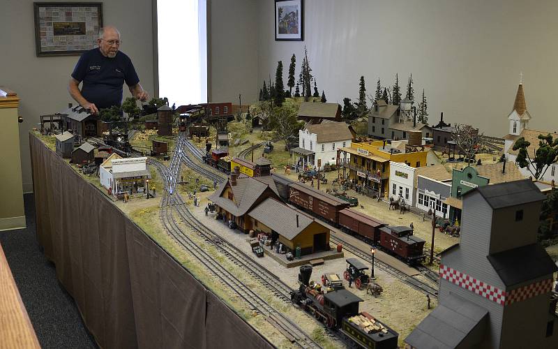 Taggert Room railroad set up