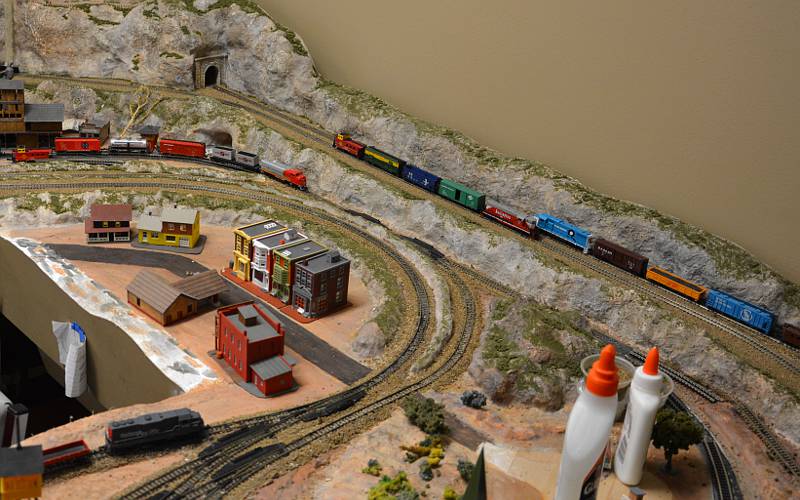 S gauge moel railroad layout - Wichita, Kansas